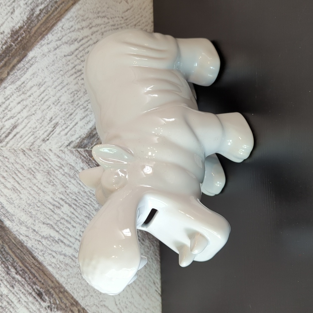 Ceramic white Hipo